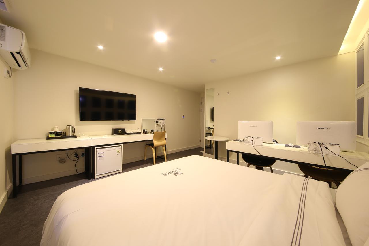 Winner Hotel Jeonju Exterior foto